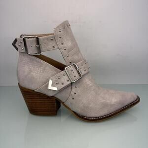 Arider Girl Emme Studded Western Ankle Boots Croc Print Buckle sz 7